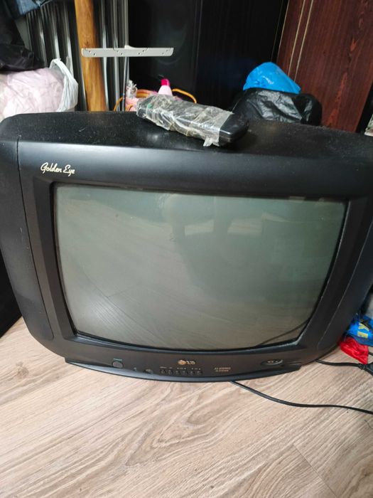 Телевізор LG робочий.