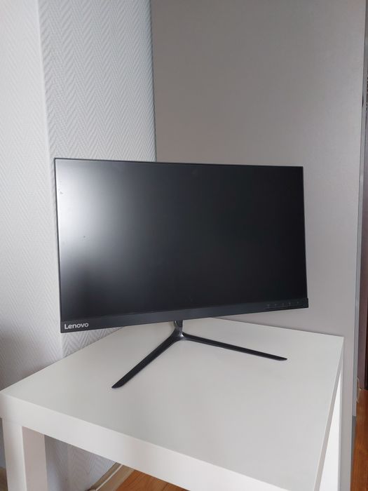 Monitor Lenovo L24i-10 czarny 23,8'' z zasilaczem