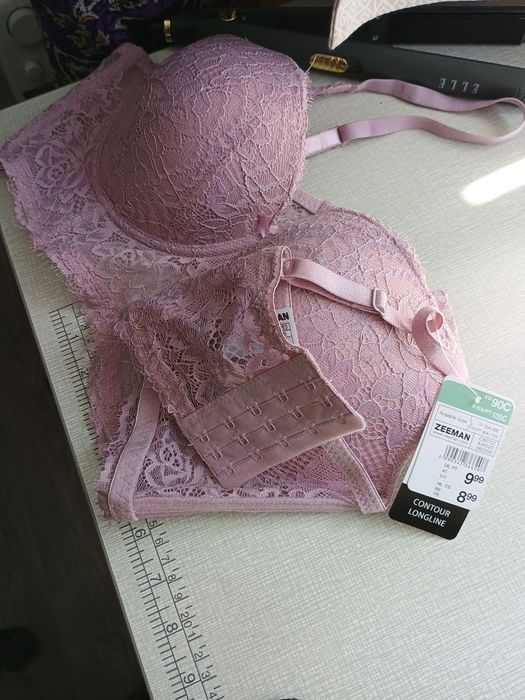 Бюстгальтер новый.