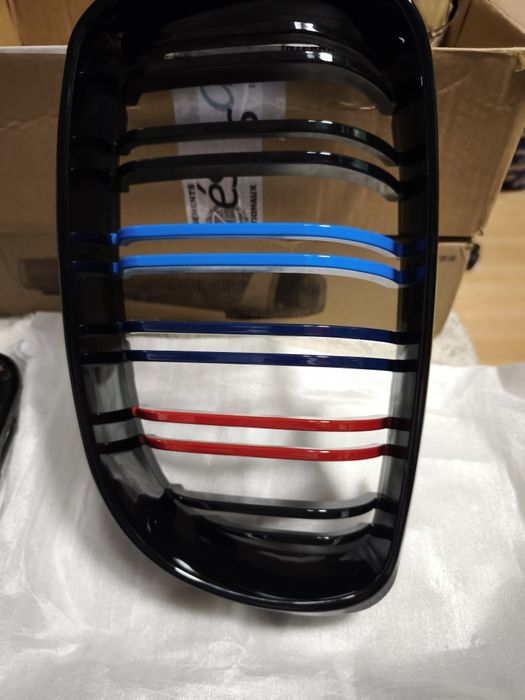 Grelhas Bmw Série 1 E81 E82 E87 E88 (2004€ a 2013)