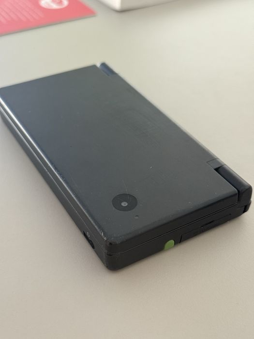 Nintendo dsi Preta com caixa e manuais