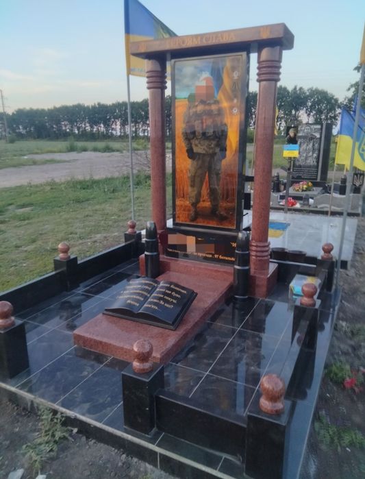 Пам'ятники. Будь-якої складності! Якісно і НЕДОРОГО!