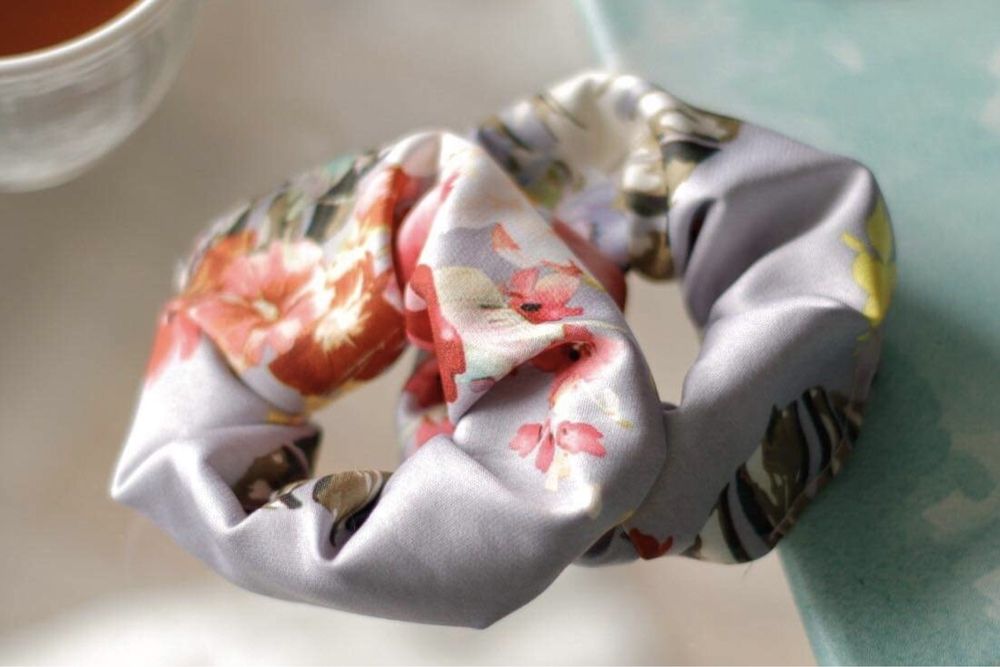 Gumka do włosów typu scrunchie