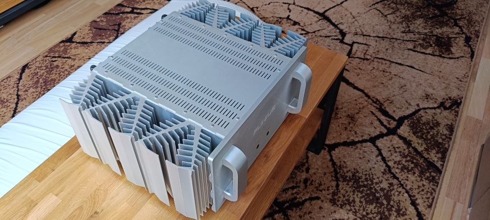 Wzmacniacz Stereo Plinius SA-103 - klasa A lub AB
