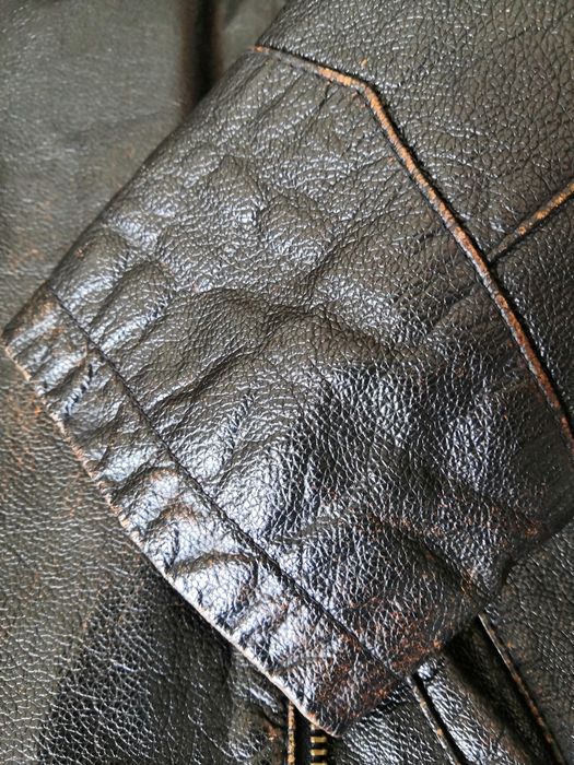 Ретроспектива вневременной кожаной куртки