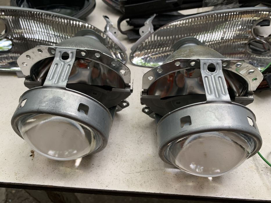 Фары,внутрянка от opel vectra c линзы hella