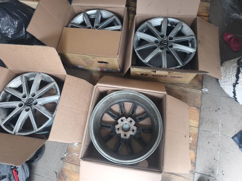 Felgi aluminiowe 17 ET50 114,3