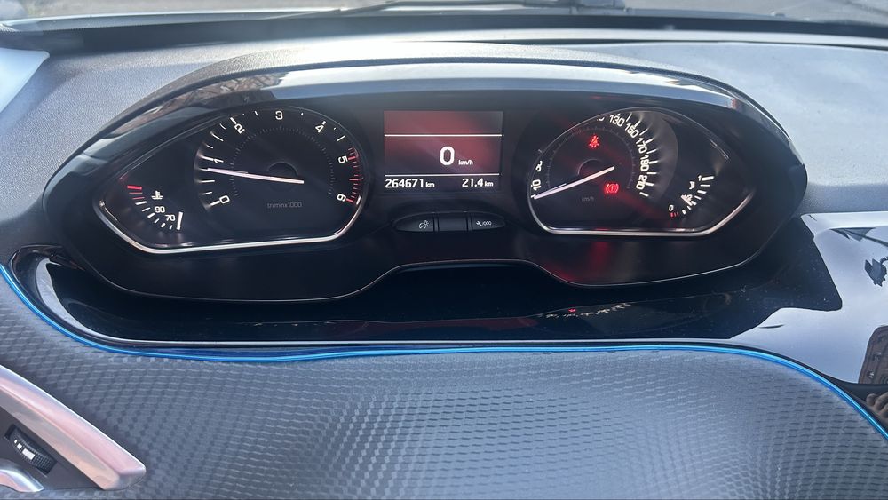 Peugeot 2008 | 2015 | 1.4 HDi | 17 000 zł