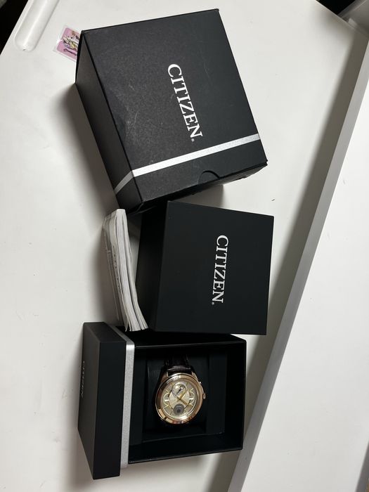 Relogio citizen eco drive moon phase