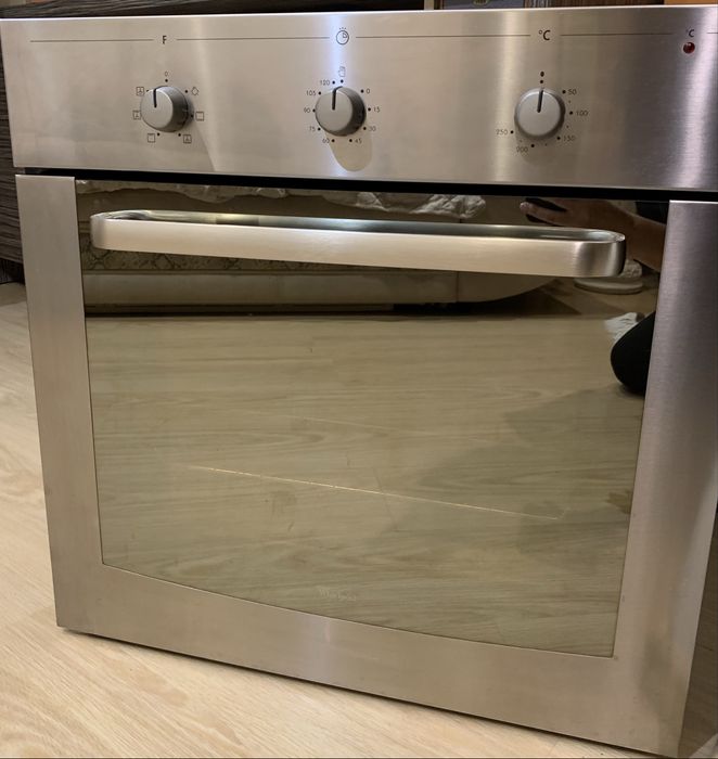 Духова шафа електрична Whirlpool