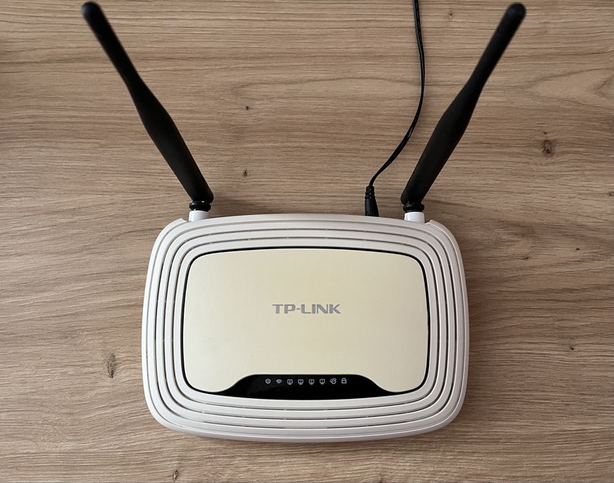 Роутер TP link WR841N