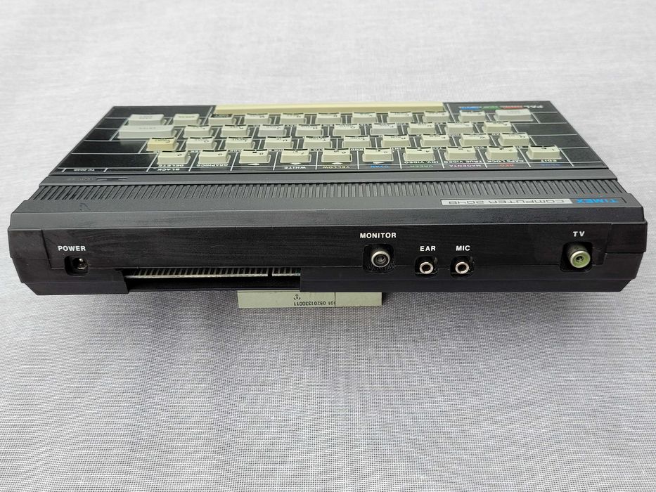Komputer Timex 2048 (retro klon ZX Spectrum)