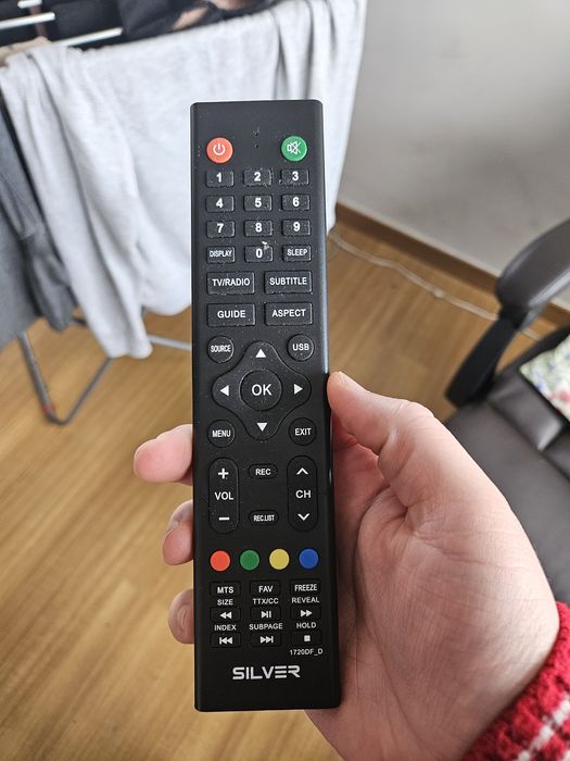 Vendo TV Silver 32" (não é smart)
50€, valor negociável