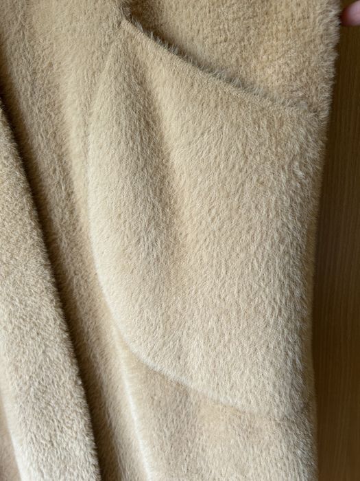 Karmelowy płaszcz Alpaka