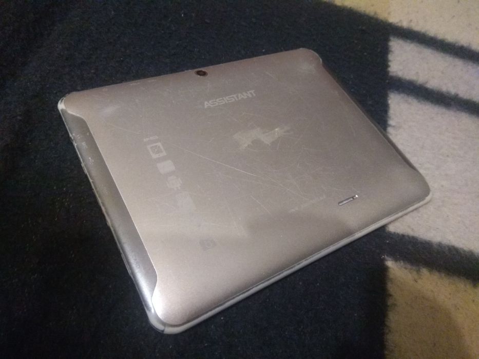 Планшет Lenovo 10', (А7600-Н), Assistant9' телефон Мі 4W