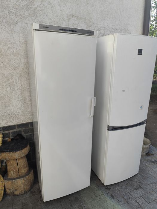 Продам морозильну камеру Siemens GS34E421