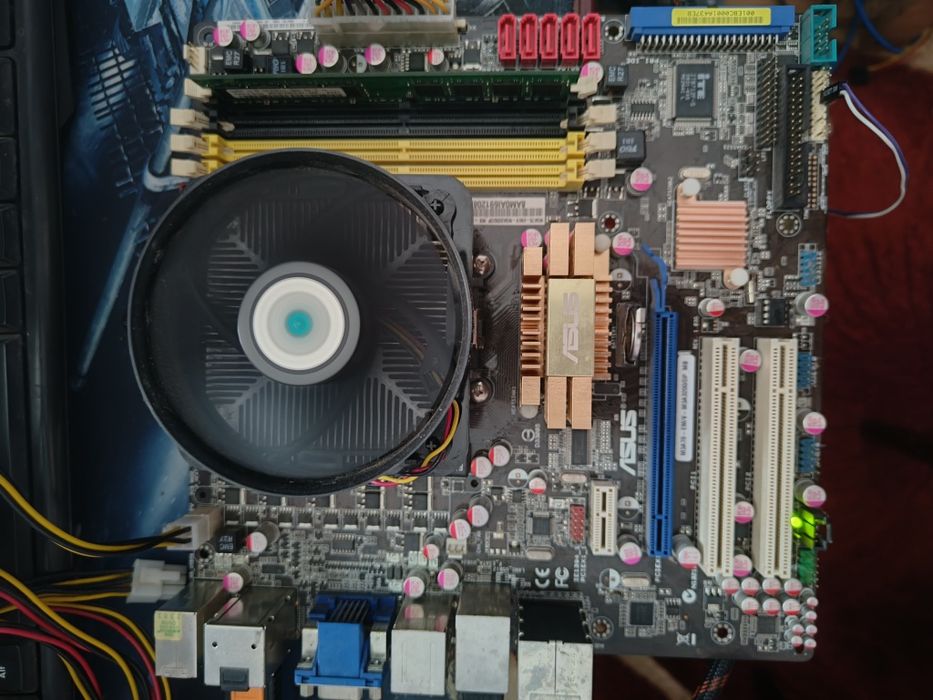 Продам комплект Asus V-M3A3200 + Amd 4800 x2