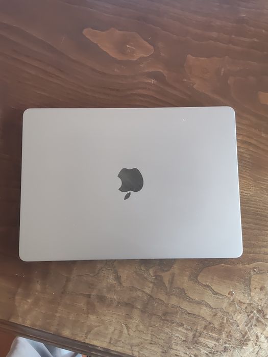 MacBook Air M3 13" 16GB RAM — Caixa Original