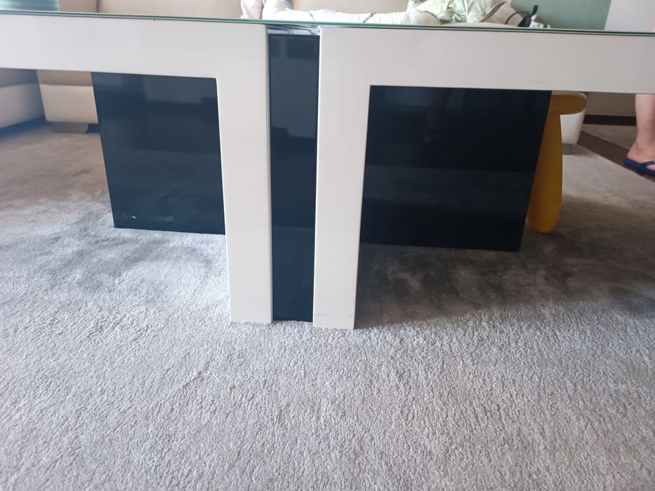 Mesa centro de sala de estar em Madeira