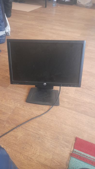 Манитор в робочий