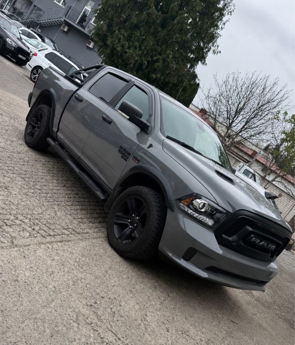 Dodge RAM 1500 5,7 HEMI