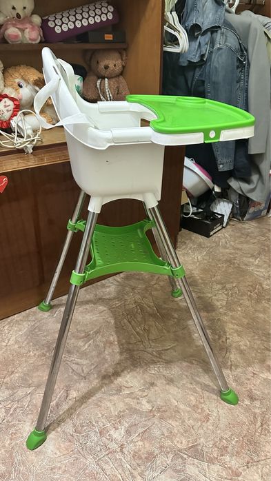 Стілець для годування Doloni