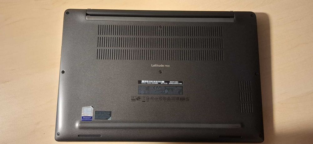 Dell Latitude 7400