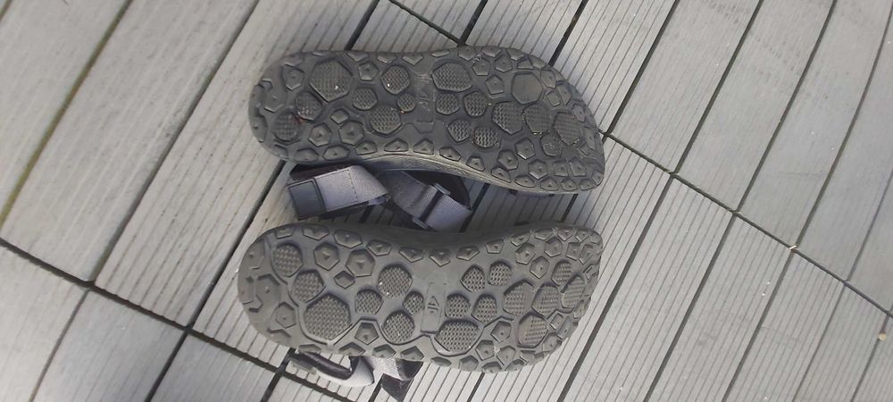 Sandały 4F rozmiar 42, długość 27 cm