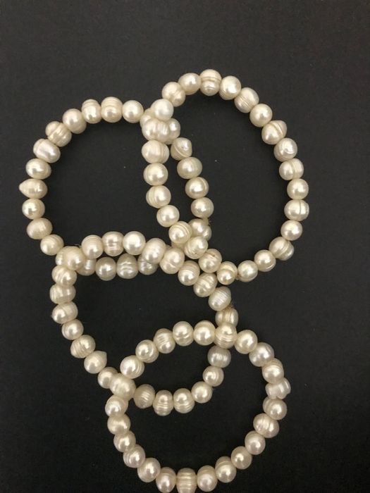 Colar e pulseiras
