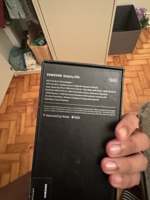 Samsung galaxy s10 plus como novo carregando apenas com wireless