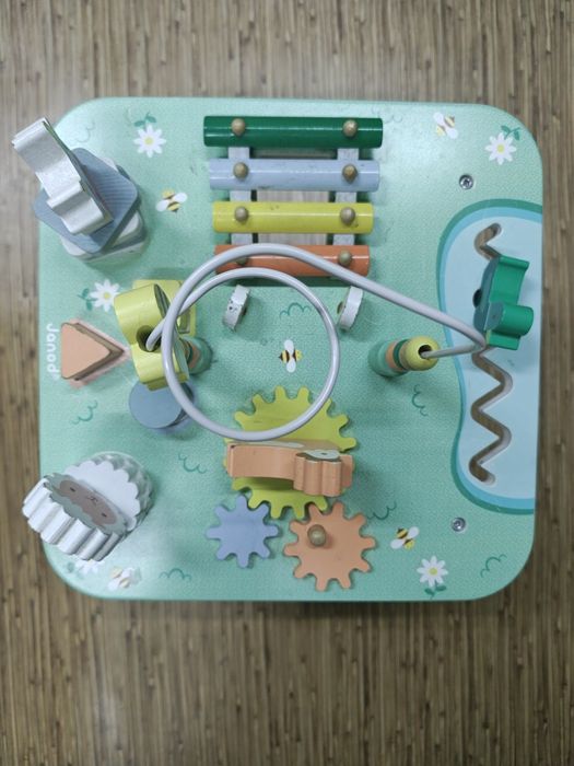 Stolik edukacyjny JANOD