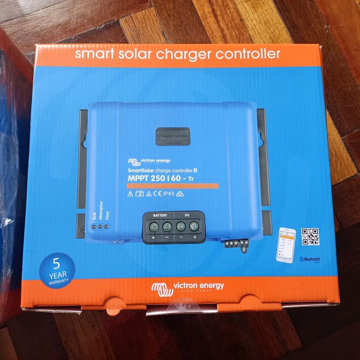 Контроллери заряду Victron Energy