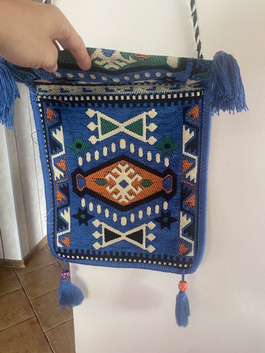 Torebka ręcznie robiona z Albani l