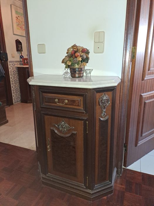 Conjunto de 2 móveis