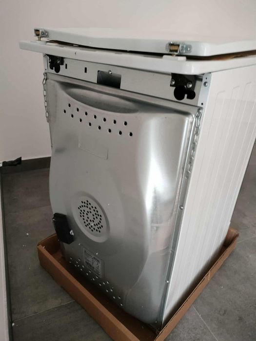 Kuchenka indukcyjna MPM-54-KEE-07