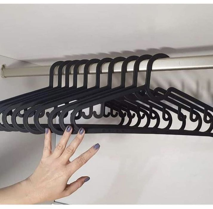 Наборы взрослых плечиков ІКЕА . ИКЕА . В наличии .