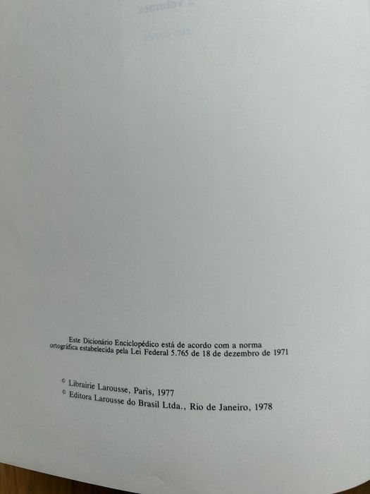 Dicionário enciclopédico Koogan Larouse Seleções -2volumes