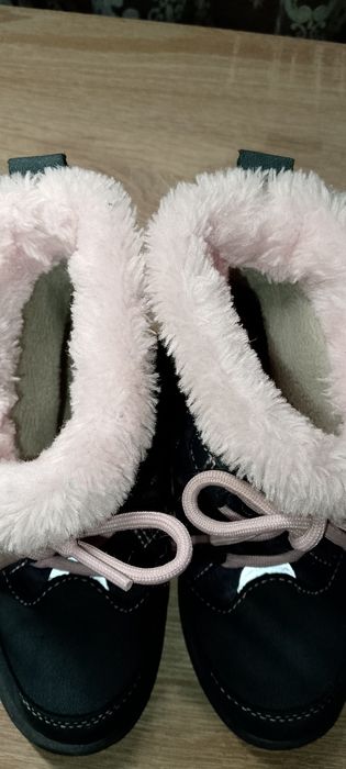 Зимні ботінки на дівчинку