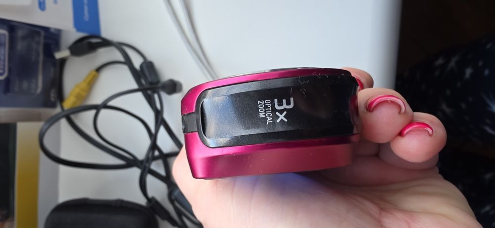 Фотоапарат Sony  p200