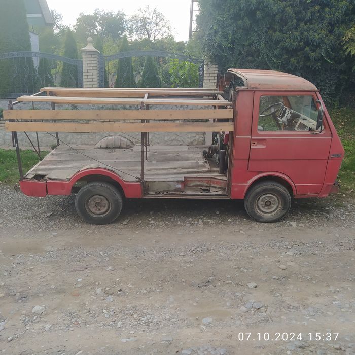 Лафета для збору та обрізки фруктових дерев