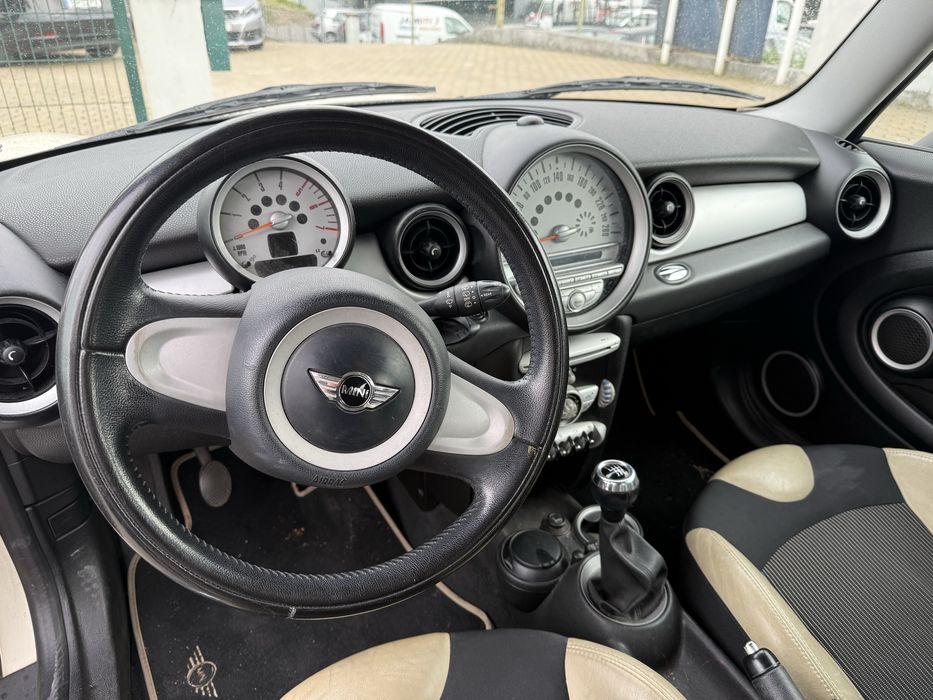 Mini one d nacional 156.000 km