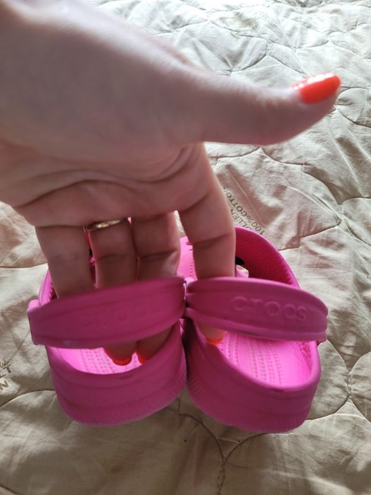 Klapki Crocs lato basen r. 25