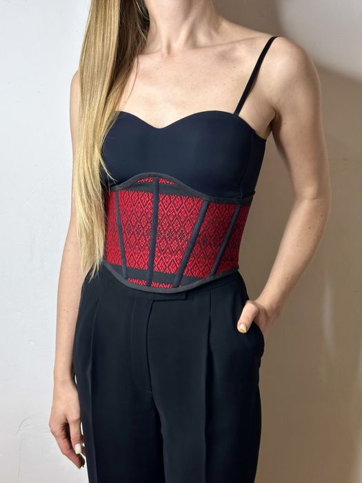 Український корсет вишиванка