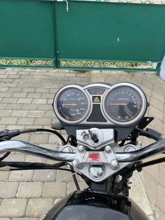 Продам мустанг мт 200-7