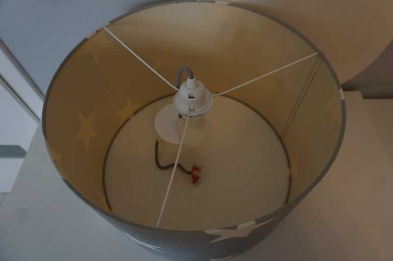 duża lampa~ 40 cm abażur~ pokój dziecka~ szara w gwiazdki~ YoungDeco