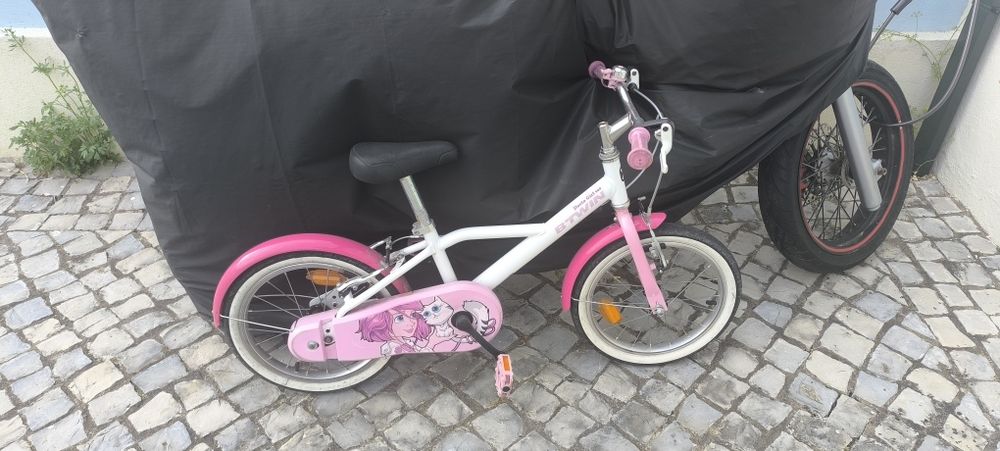 Bicicleta criança rosa