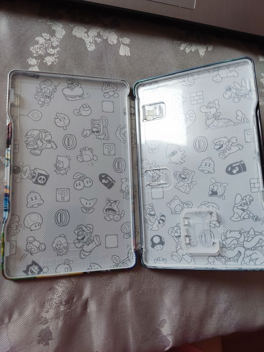 Nintendo switch metalowe pudełko z gry Super Mario 3D World