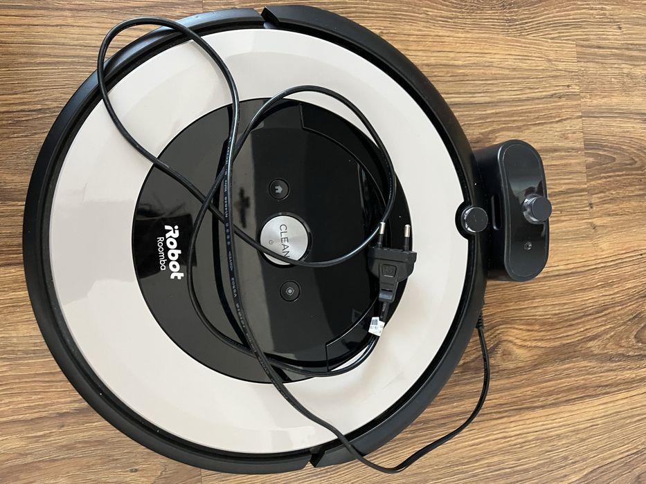 Robot sprzątający Roomba e5 odkurzacz