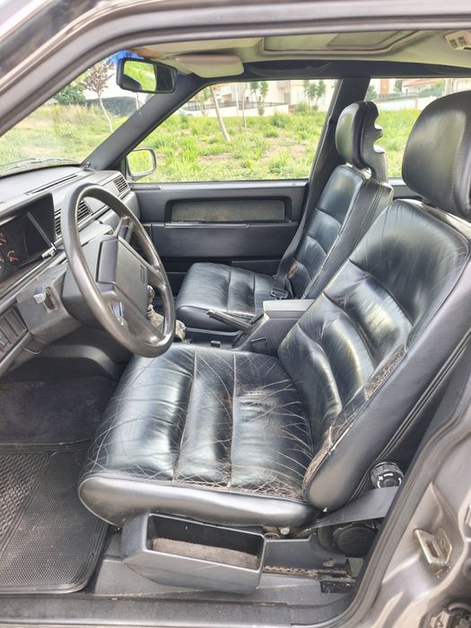 Volvo 740 GLE Red Block