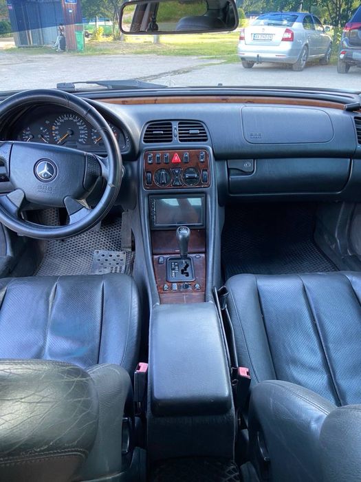 Mercedes-Benz CLK 230